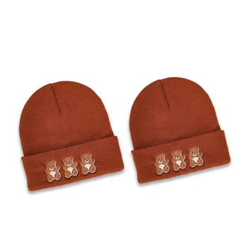 2021 Toamna și iarna Acrilice ursul Desene animate broderie Îngroșa pălărie tricotate pălărie cald Chelioși capac beanie hat pentru barbati si Women177