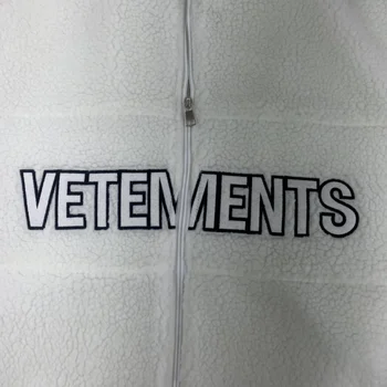 Cașmir VETEMENTS Sacou Bărbați Femei 1:1 de Înaltă Calitate, s-au înghesuit Brodate VETEMENTS Logo-ul Jachete de Miel Catifea cu Fermoar VTM Straturi 1